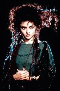 Helena Bonham Carter
l'actriu que far el paper de Bel.latrix Lestrange,caracteritzada de Morgana LeFay,a la miniserie Merl.
I t un "puntasso " ,eh?
